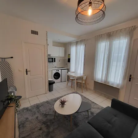 Spacieux 28m2 Avec Separee *